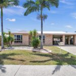 14 Caledonian Drive, BEACONSFIELD, QLD 4740 AUS