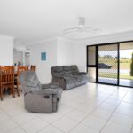 27 Henley Close, BLACKS BEACH, QLD 4740 AUS