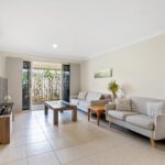 2/20 Duranbah Cct, BLACKS BEACH, QLD 4740 AUS