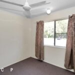 16 Keeleys Road, SLADE POINT, QLD 4740 AUS