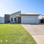 13 Eleanor Drive, BEACONSFIELD, QLD 4740 AUS