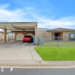 11 Gardenia Court, BEACONSFIELD, QLD 4740 AUS