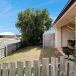 1&2/4 Hyams Way, BLACKS BEACH, QLD 4740 AUS