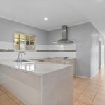 2 Denise Court, BEACONSFIELD, QLD 4740 AUS