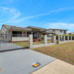 52 Pacific Esplande, SLADE POINT, QLD 4740 AUS