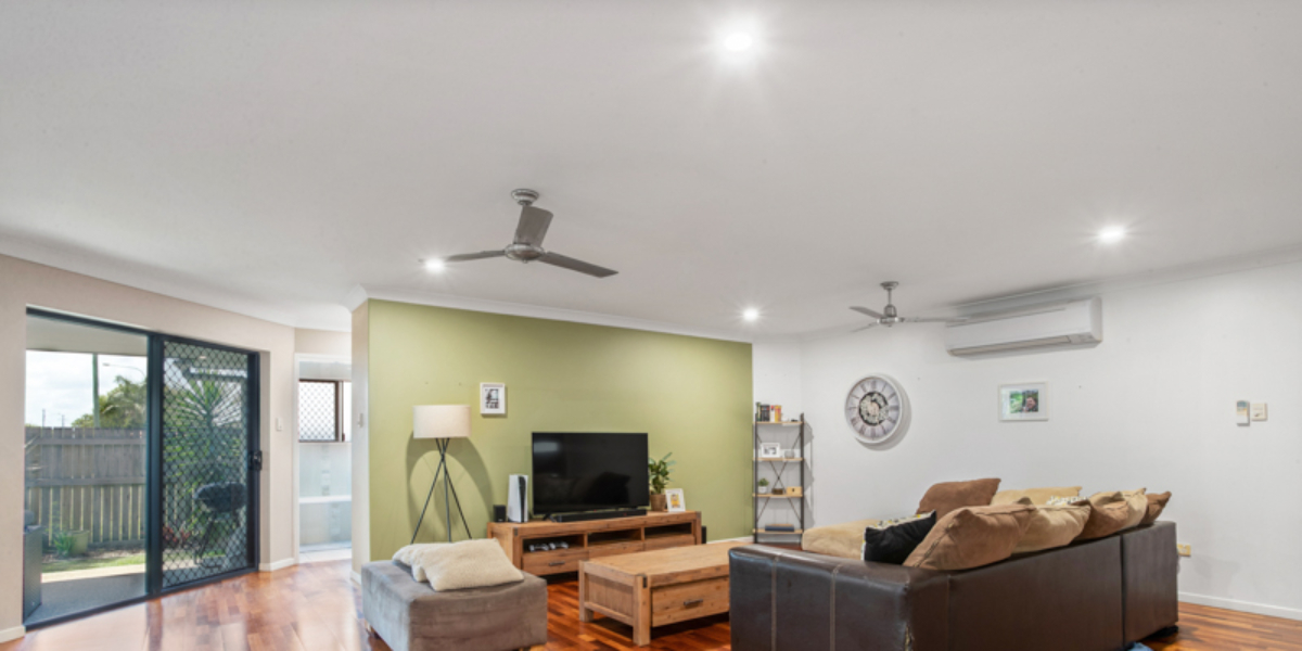 21A Churchill Avenue, OORALEA, QLD 4740 AUS