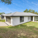 2 Hermitage Drive, EIMEO, QLD 4740 AUS