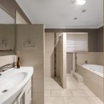 7 The Barons Drive, ANDERGROVE, QLD 4740 AUS