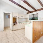 9 Allan Court, OORALEA, QLD 4740 AUS
