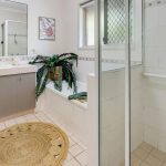 5 Rhonda Court, ANDERGROVE, QLD 4740 AUS