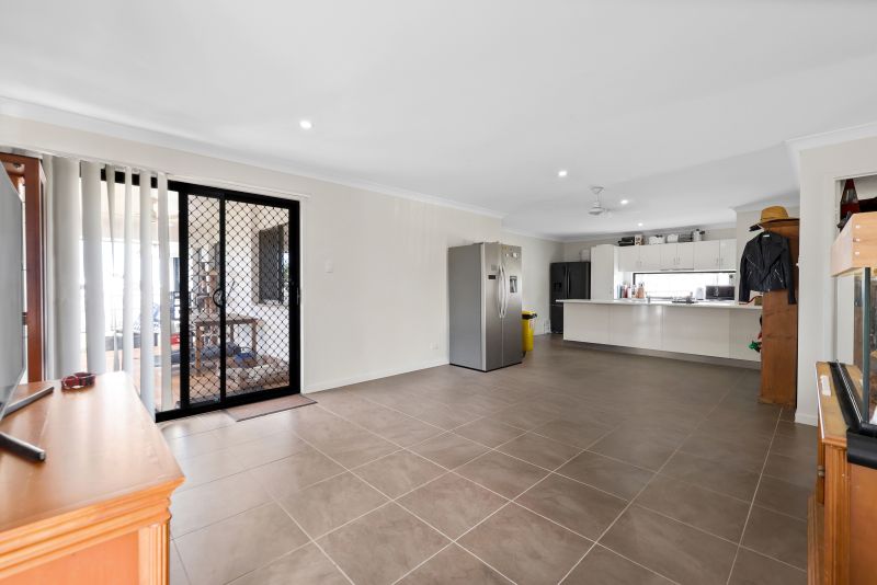 3 Anderson Court, RURAL VIEW, QLD 4740 AUS