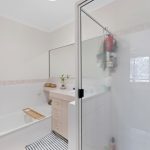 3/6 Peter Court, ANDERGROVE, QLD 4740 AUS