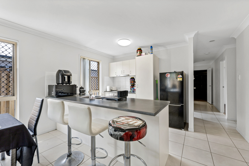 8 Warilla View, BLACKS BEACH, QLD 4740 AUS