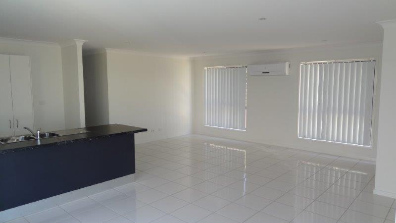 14 Esperance Avenue, BLACKS BEACH, QLD 4740 AUS