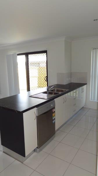 14 Esperance Avenue, BLACKS BEACH, QLD 4740 AUS