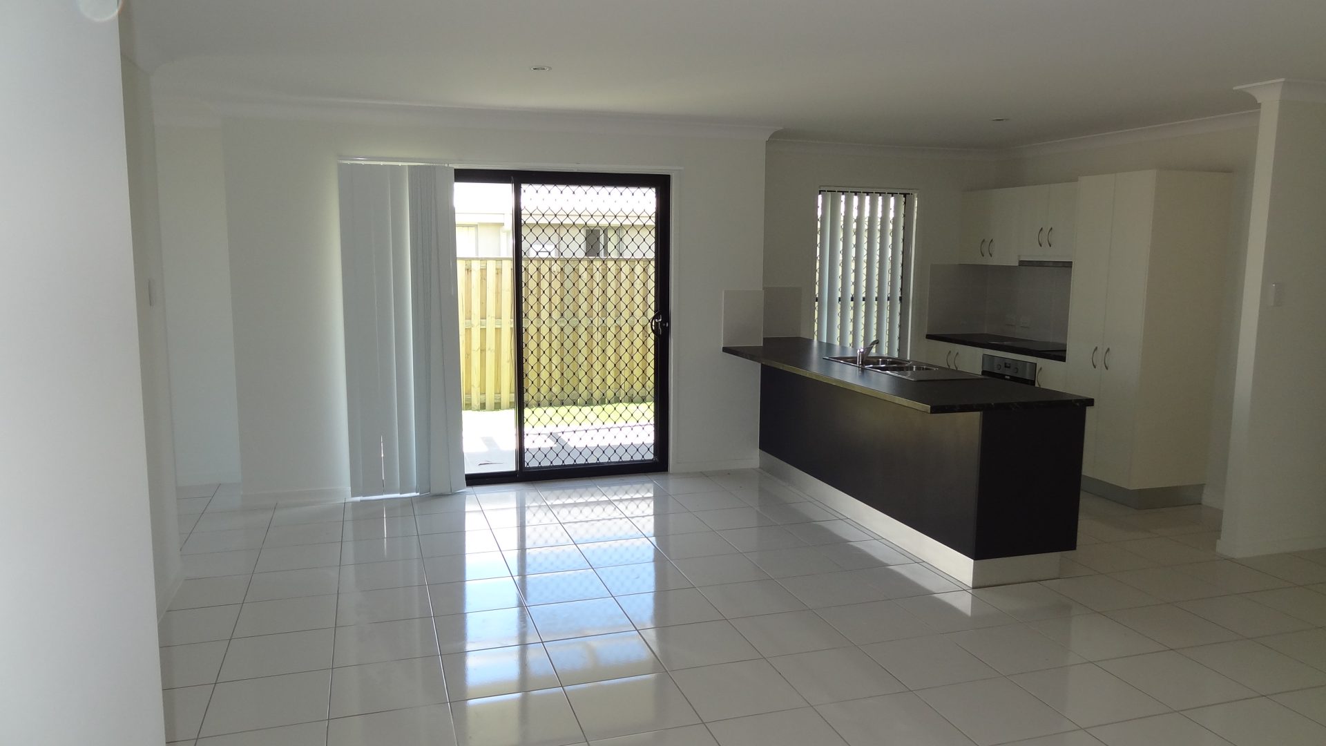 14 Esperance Avenue, BLACKS BEACH, QLD 4740 AUS