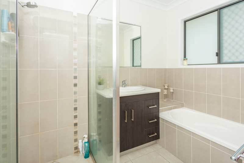21A Monash Way, OORALEA, QLD 4740 AUS