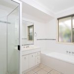 49 Caledonian Drive, BEACONSFIELD, QLD 4740 AUS