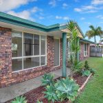 49 Caledonian Drive, BEACONSFIELD, QLD 4740 AUS