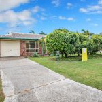 49 Caledonian Drive, BEACONSFIELD, QLD 4740 AUS