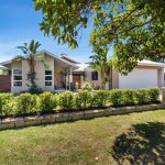 42 Reef Parade, EAST MACKAY, QLD 4740 AUS