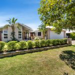 42 Reef Parade, EAST MACKAY, QLD 4740 AUS