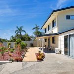 11 Pelican Street, SLADE POINT, QLD 4740 AUS