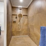 17 Albion Crescent, MOUNT PLEASANT, QLD 4740 AUS