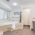 25 Reef Parade, EAST MACKAY, QLD 4740 AUS