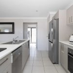 2E Mansfield Drive, BEACONSFIELD, QLD 4740 AUS