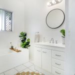 4 Lillee Street, GLENELLA, QLD 4740 AUS