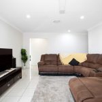 14 Vesta Lane, OORALEA, QLD 4740 AUS