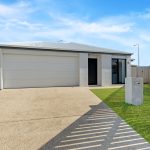 29 Henley Close, BLACKS BEACH, QLD 4740 AUS