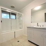 9 Lilian Avenue, EIMEO, QLD 4740 AUS