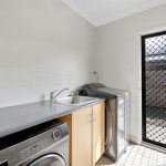 9 Reef Parade, EAST MACKAY, QLD 4740 AUS