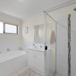 4 Warilla View, BLACKS BEACH, QLD 4740 AUS